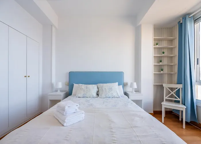 Fee4Me Front Line Beach Flat In Caion