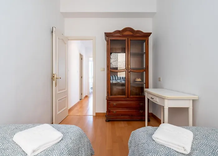 Fee4Me Front Line Beach Flat In Caion