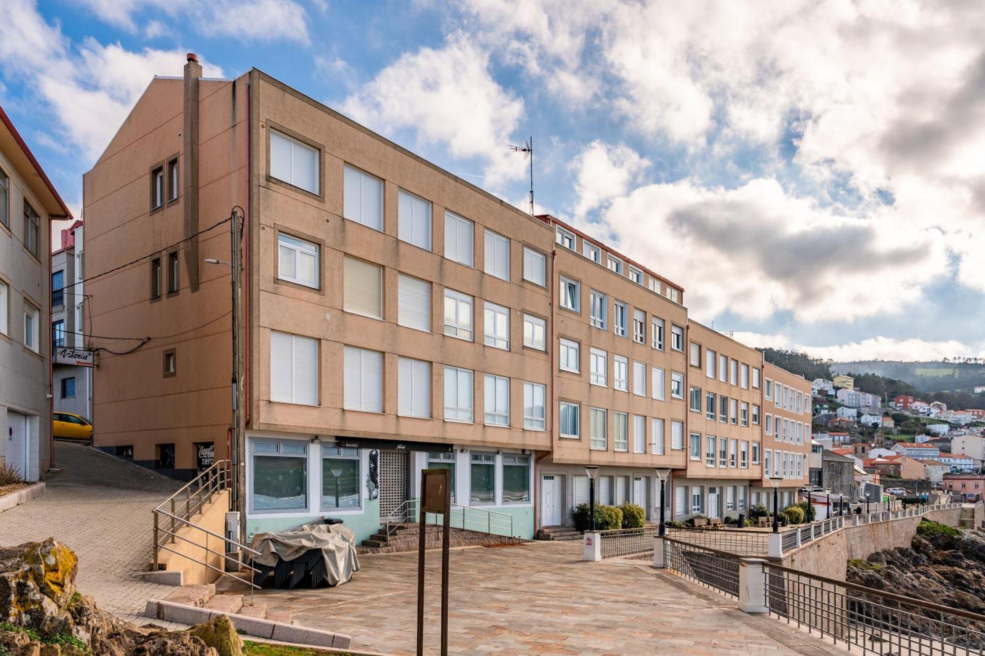 Fee4me Front Line Flat In Caion Apartament Laracha